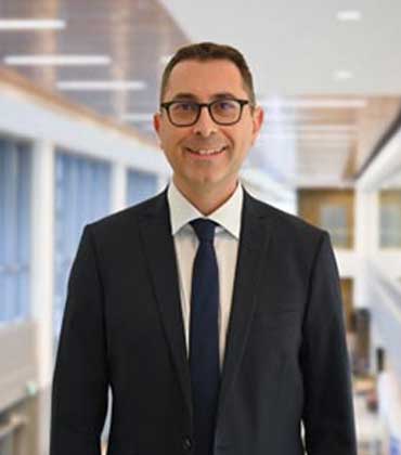 Dr. Justin Grant